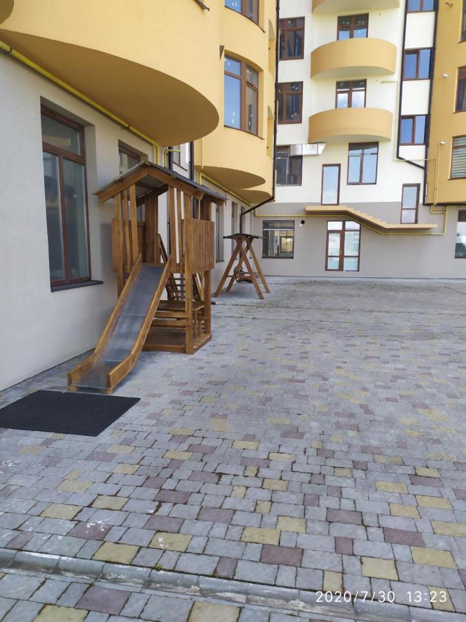 Вул Роксолани , 16 Центр 300 М До Бювету Truskavets Dış mekan fotoğraf