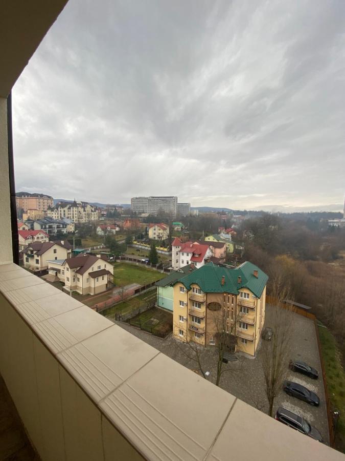 Вул Роксолани , 16 Центр 300 М До Бювету Truskavets Dış mekan fotoğraf