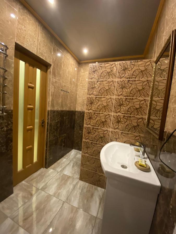 Вул Роксолани , 16 Центр 300 М До Бювету Truskavets Dış mekan fotoğraf